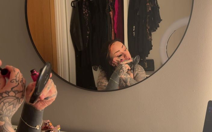 Miss Valentina: Je me prépare, tu te fais ignorer