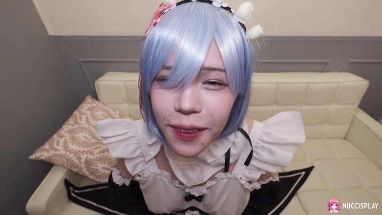 Nu Cosplay: Ragazza asiatica dal culo grasso Miu Akino viene pestate duramente