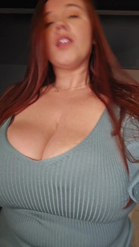 My Sweater Compliments My Eyes Well