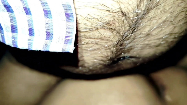 Varma gi: Video desi romantisches sexy