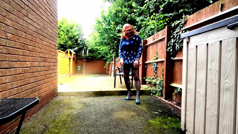 Kellycd2022: Yeşil dikişsiz külotlu çoraplı travesti kellycd2022