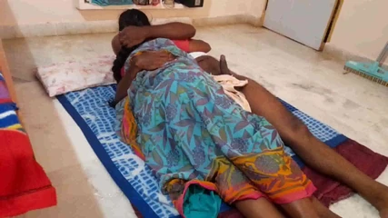 Sexy aunty gets her pussy fucked by boyfriend