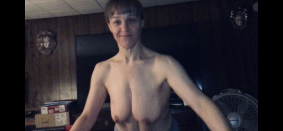 Sweet Marie: Nenek dengan buah dada kendur dan perut menghisap batang dan...