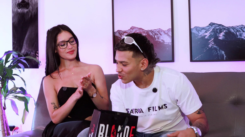 SaraFilms: Carolina Guerrero Își Dezvăluie Atracția Secretă Pentru Femei Și...