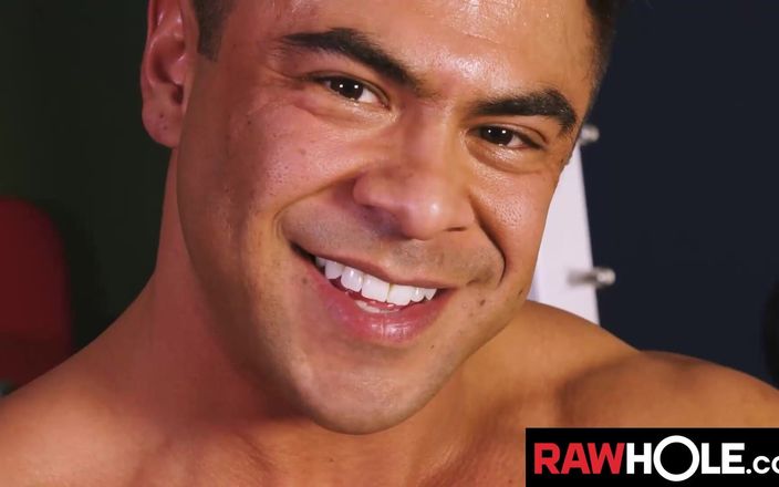 Raw Hole: Rohloch schlägt braunen latina-schwanz mit draven