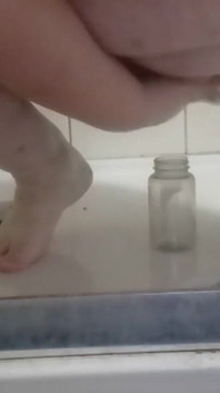 Orgasmo sotto la doccia
