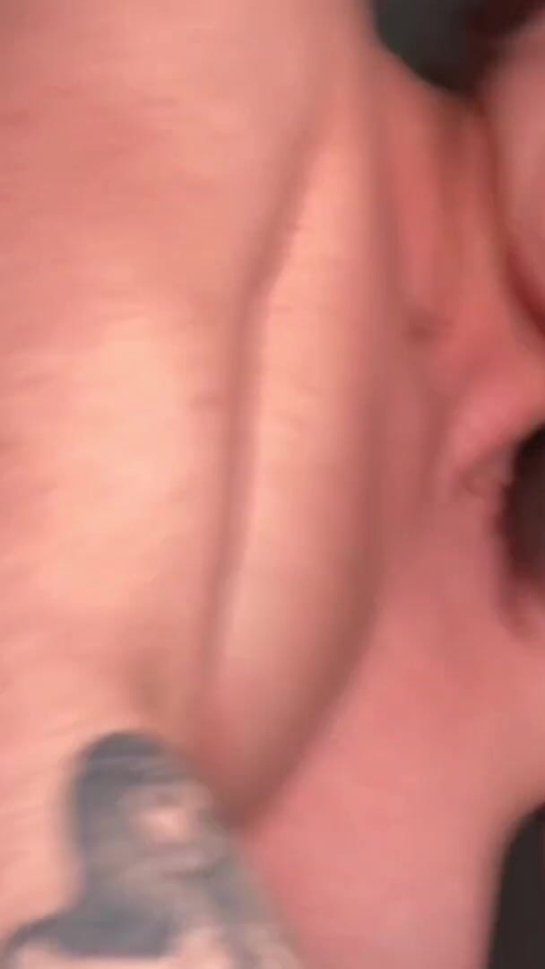 My Girlfriend Gets Really Rich When She Gets a Bitch - Super Babe (Papi Rodriguez)