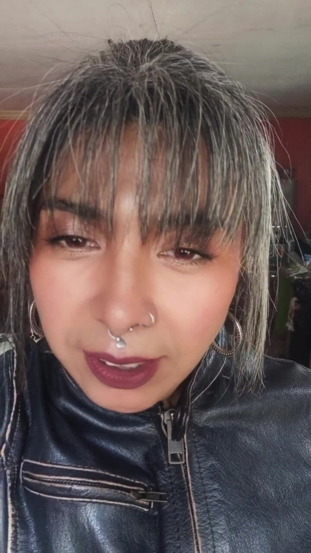 Inhale Slowly, Smoking Instructions in Leather. (Footsyp)