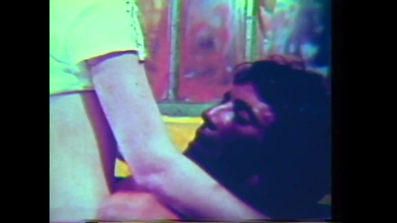 Vintage Megastore Full hd: Di pesta mereka dan menghisap satu sama lain