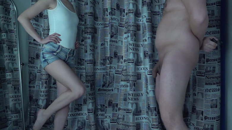 Homemade_Handjob: Rallentatore calcia la palla