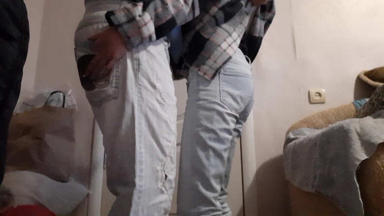 Lesbian-candys: Getrouwde lesbische vrienden hebben stiekem seks terwijl hun echtgenoten voetbal...