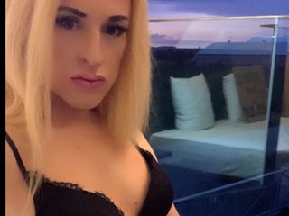 Nadine Johanna: Sexy Im Hotelzimmer