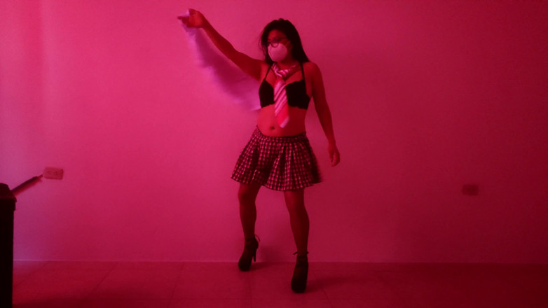 Martin13: Siswa nakal!! Merayu guruku dengan seragam di panggilan video langsung