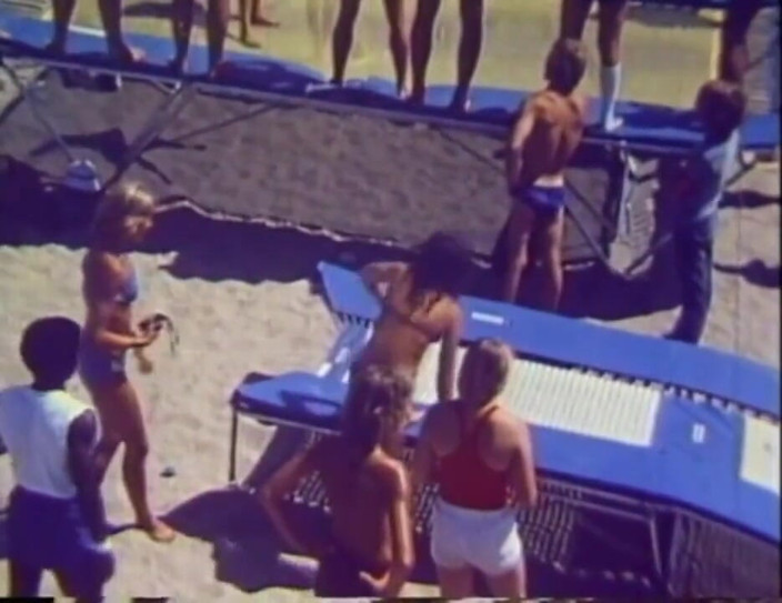 Vintage Usa: Vintage doppia penetrazione per una ragazza calda