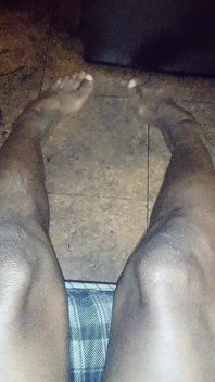 Permainan kaki fetish melampau bermain kaki