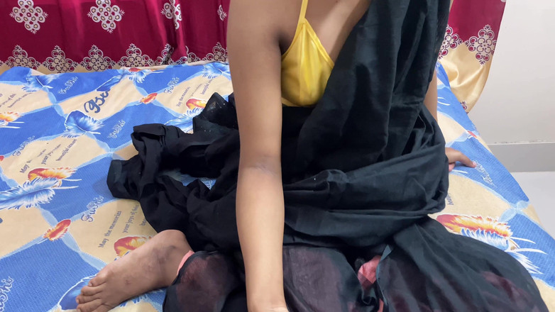Bdsex24: Si cewek hot bangali bowdi selingkuh dari suaminya sama devornya