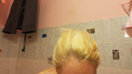 Cuteblonde666: Shaving off my hairy armpits