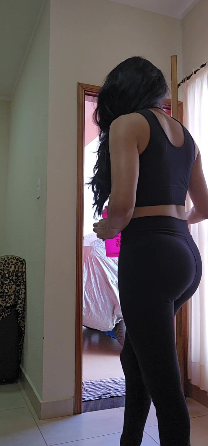 Shemale Ellyn trans: I Came Home From the Gym Sweaty, I Came in...