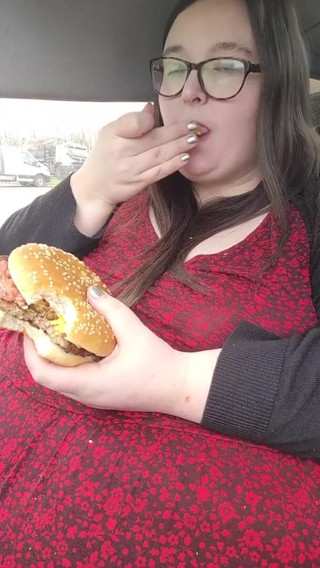 SSBBWLadyBrads: LadyBrads vs Burger King