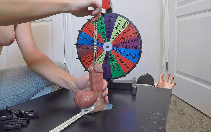 MilkingMomXH: She Inserts a 30cm Probe All the Way Into His Meaty...
