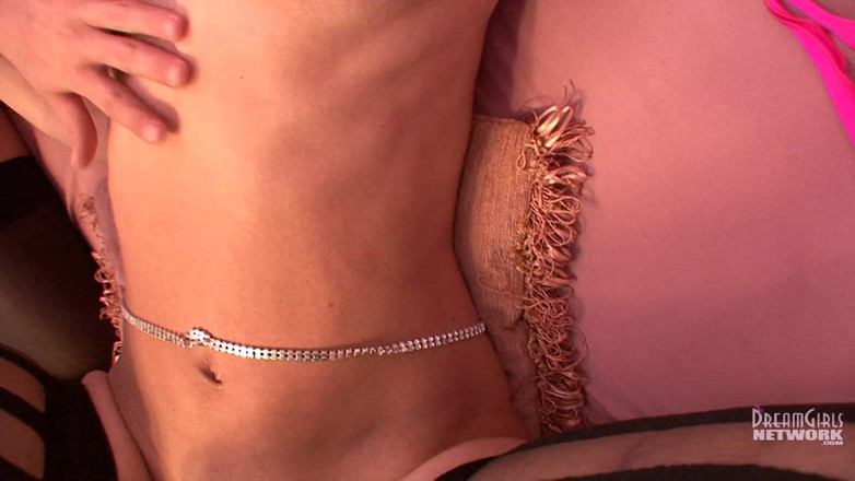 Dream Girls: Kameraman má štěstí a šuká dvě úžasné modelky POV