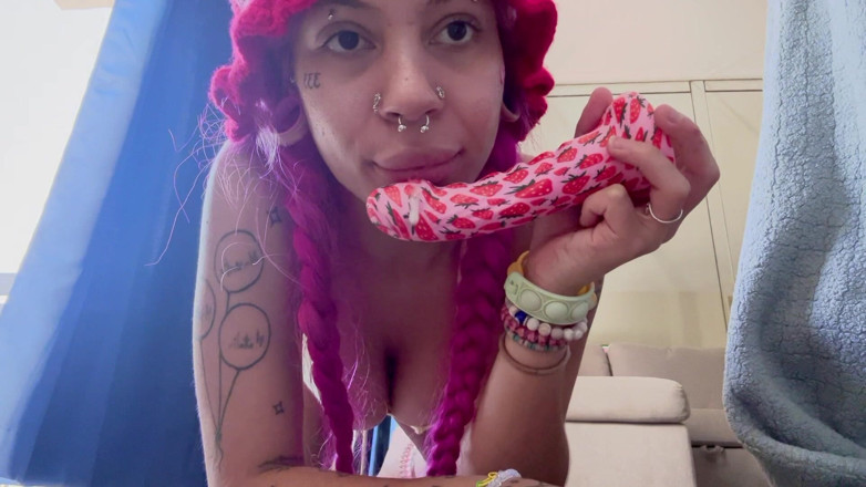 Nali Marie: Dildo Sucking Deep-throating Teen Drool Face-fucking