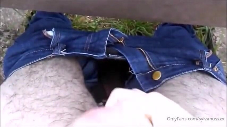 Sylvanus44: Handjob im wichs-wald