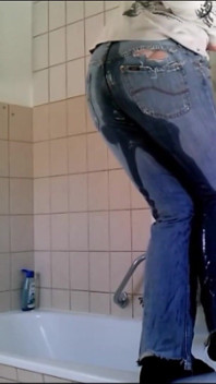 Yasmin Squirt Durch Jeans! Mess Explosion