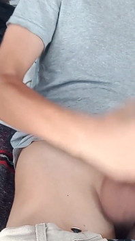 Rico Jovencito Tirando Su Lechita