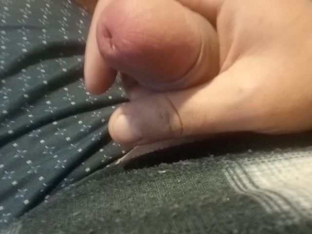 I masturbate my big dick while watching porn. Finished. Lots of sperm (Multik)