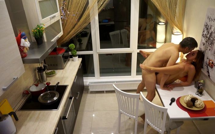 Dirty fantasy: Amateur Teen Stepdaughter Fucked Hard in the Kitchen
