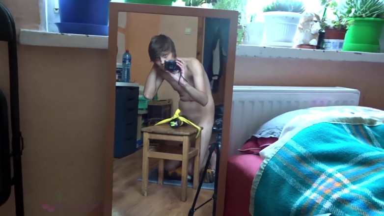 Ethan Alex: Alex excitée baise Fleshlight jusqu'à l'éjaculation