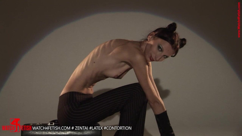 Giant Fem: Sexy Nahé záběry ve studiu