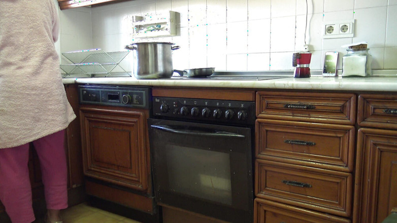 Stepmom Susan: Мачеха соблазнила меня и велела кончить в ее трусики