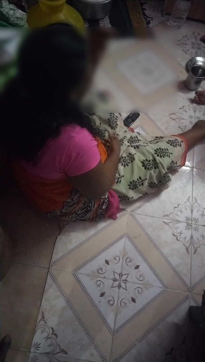 Tamil lesbian: Bercakap Kotor Tamil Tentang Seks