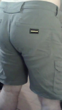Semental Musculoso Hace Sentadillas Sin Ropa Interior