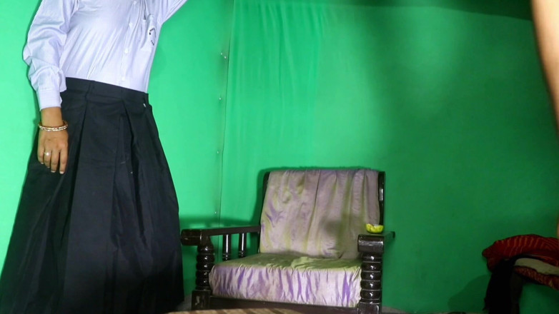 Beatricee: Chica india cachonda de la universidad sin bragas 
