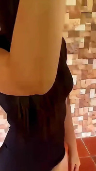I Fuck the Beautiful Manager of the Arbnb, Blowjob and Fucked Outdoors - Fred_nunexx