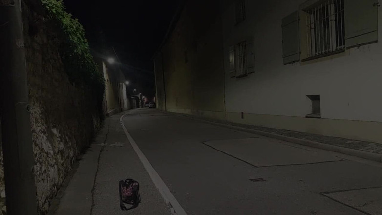 sweetfeet29: 晚上玩，结果被抓