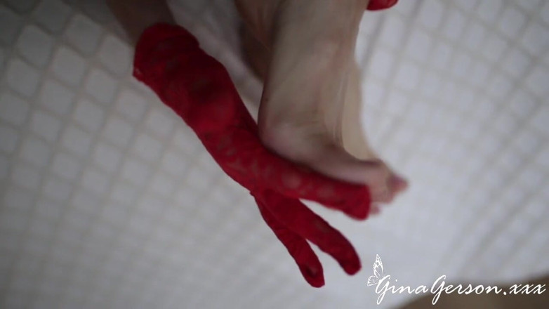 Gina Gerson: Vintage, teaser en solo - fétiche des talons hauts