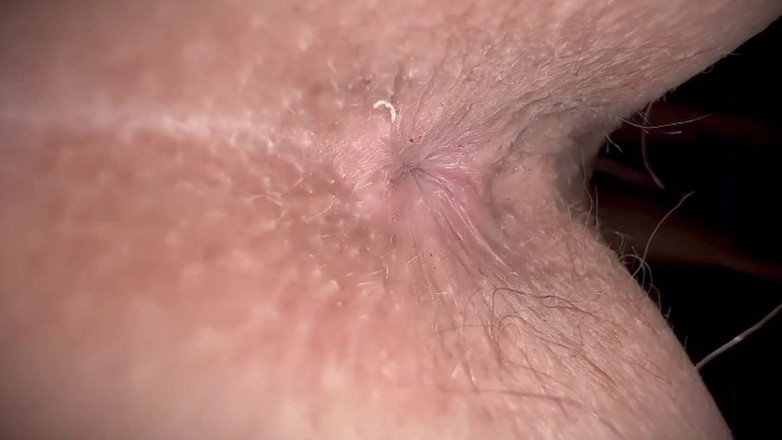 Gigi oficial: 좋은 십대 소녀 말한다 : 왜 내 엉덩이에 카메라를 가리 셨습니까? 나는 남자가 그것을 좋아하지 않는다고 생각했다!