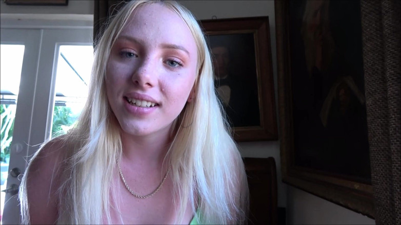 Alex Adams: La pequeña hermanastra me anima - Dixie Lynn - terapia familiar - Alex...