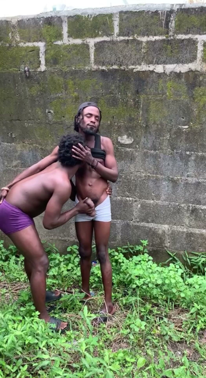 Sexypeller: Tajemství pod přikrývkou
