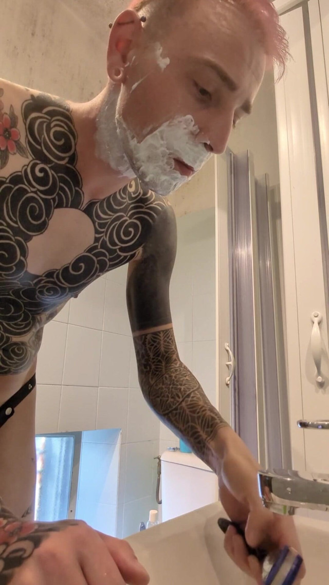Shaved Like a Slave - Forced to Obey in the Cage (Pupdan) Shaved Like a Slave - Forced to Obey in the Cage (Pupdan)