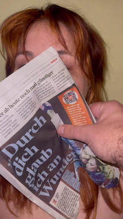 Elena917: Krantenknevel pov - vullen, slaan, opnemen