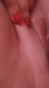 Coño gordo se llena de tapón anal