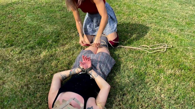 Tied_Tales: Zemsta inicjacji Sorority