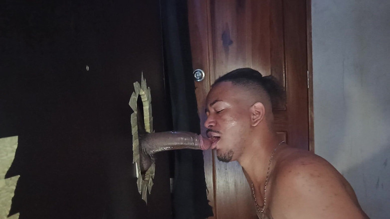 Foxxx_paulo: Černý penis v díře slávy mě zasekne