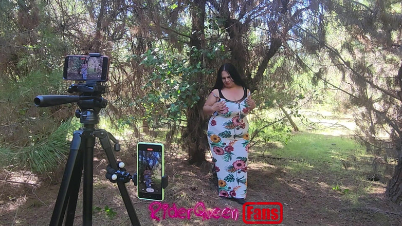 Riderqueen BBW Step Mom Latina Ebony: ライダークイーン・アローン、屋外、ファンのためのビデオ