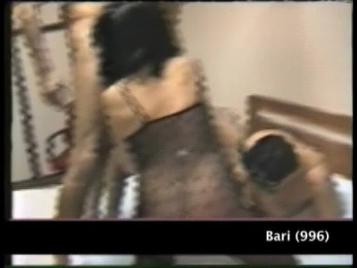 90's Italian Amateur: Італійський аматорський секс 90-х зі звичайними людьми в масці No2